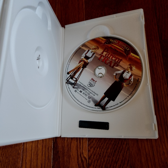 The Parent Trap 2-Disc DVD - Picture 4 of 4